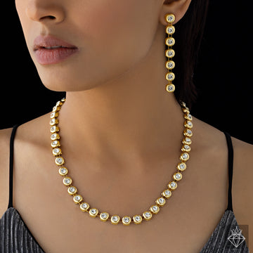 PRAO Anti-Tarnish AD Necklace Set With Earrings
