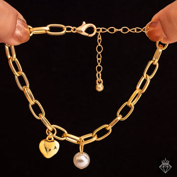 PRAO Anti-Tarnish Pearl & Heart Charm Bracelet (Adjustable Size)