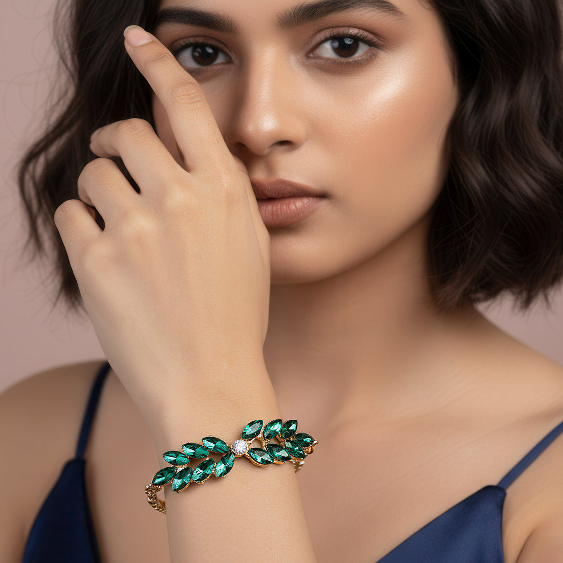 PRAO Anti-Tarnish Marquise Crystal Leafy-Style Chain Bracelet