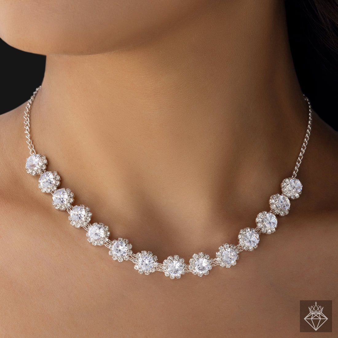 PRAO Anti-Tarnish Solitaire Necklace Set With Earrings