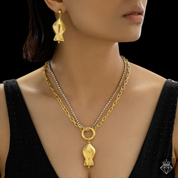 PRAO Anti-Tarnish Fish Necklace Set With Earrings