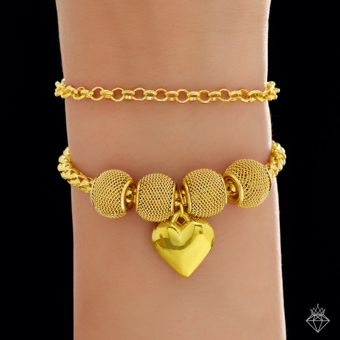 PRAO Anti-Tarnish Golden Heart Charms Bracelet (Adjustable Size)