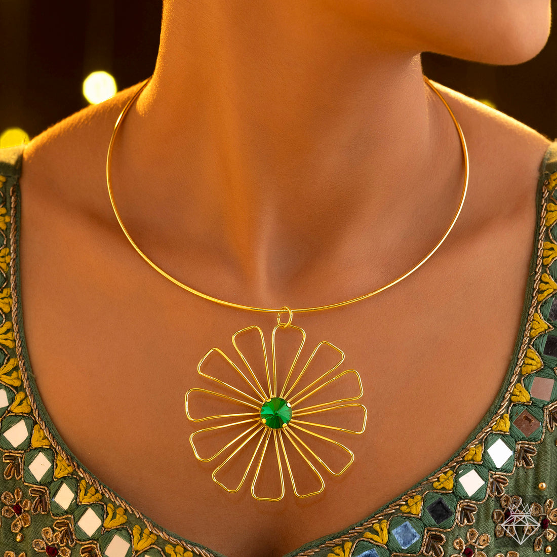 PRAO Anti-Tarnish Golden Flower & Emerald Necklace