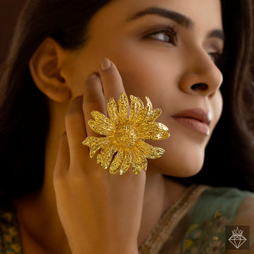 PRAO Anti-Tarnish Golden Sunflower Ring (Adjustable Size)