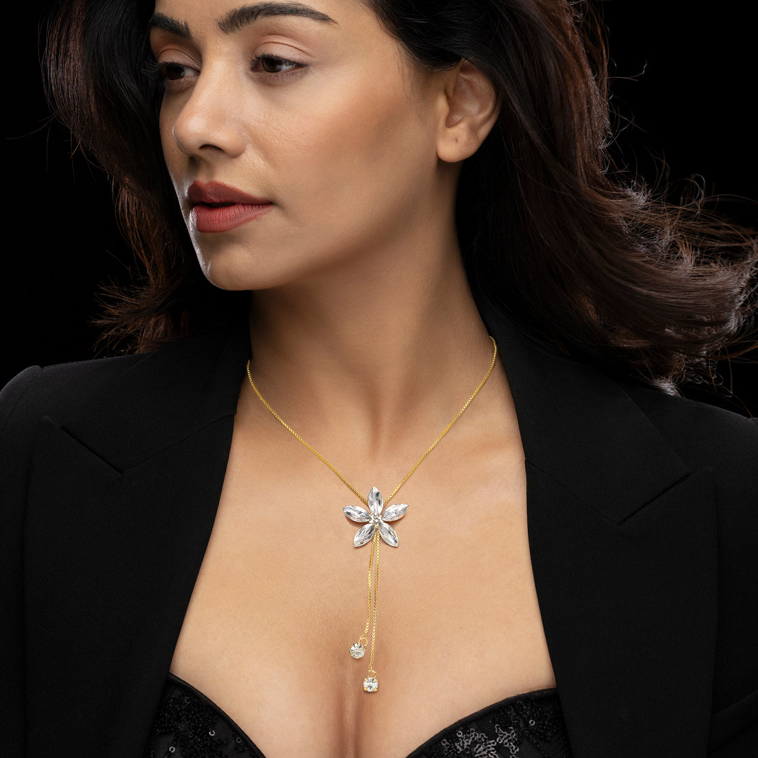 PRAO Anti-Tarnish Crystal Flower Necklace
