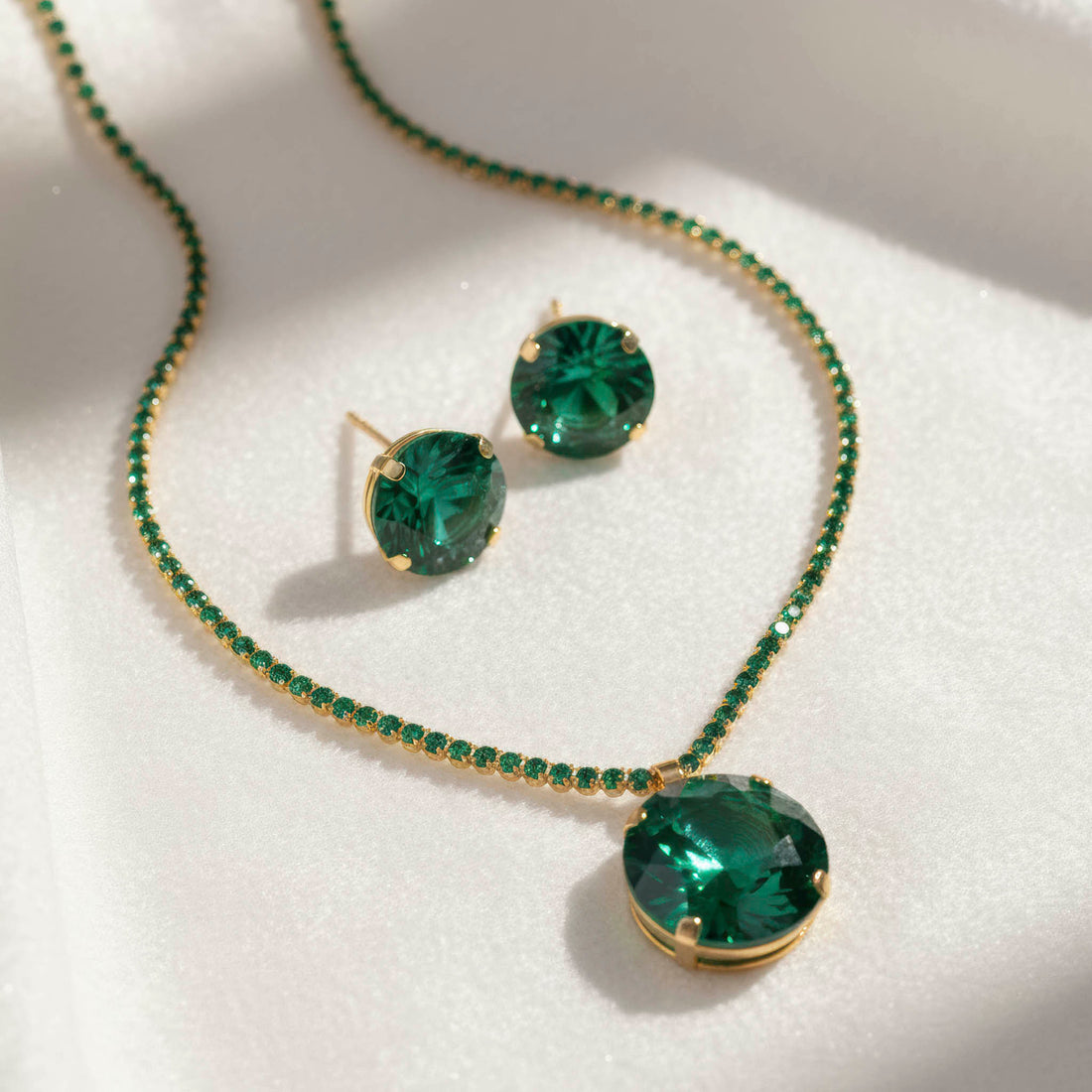 PRAO Anti-Tarnish Emerald Crystal Necklace Set with Earrings