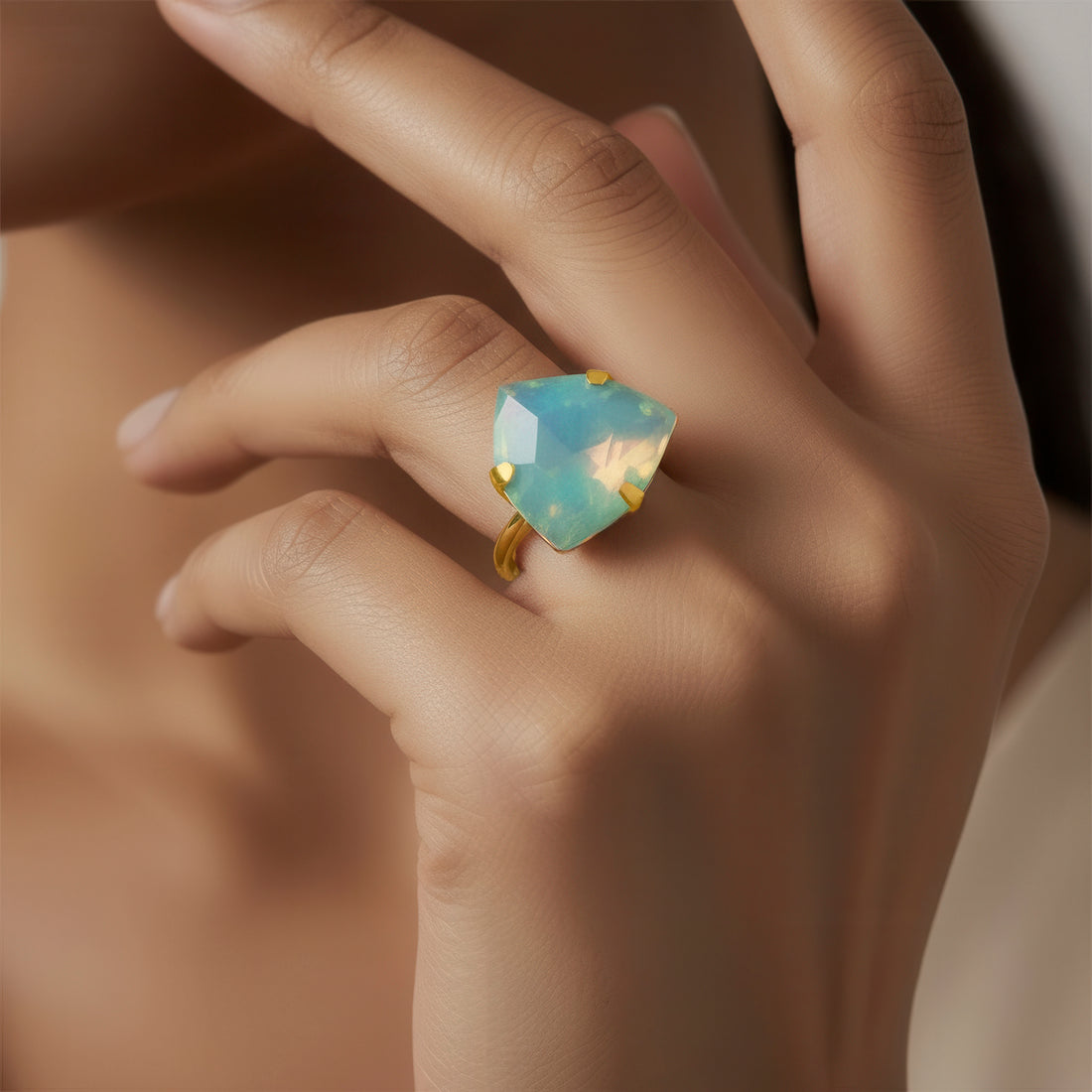 PRAO Anti-Tarnish Sea Green Trillion Stone Ring