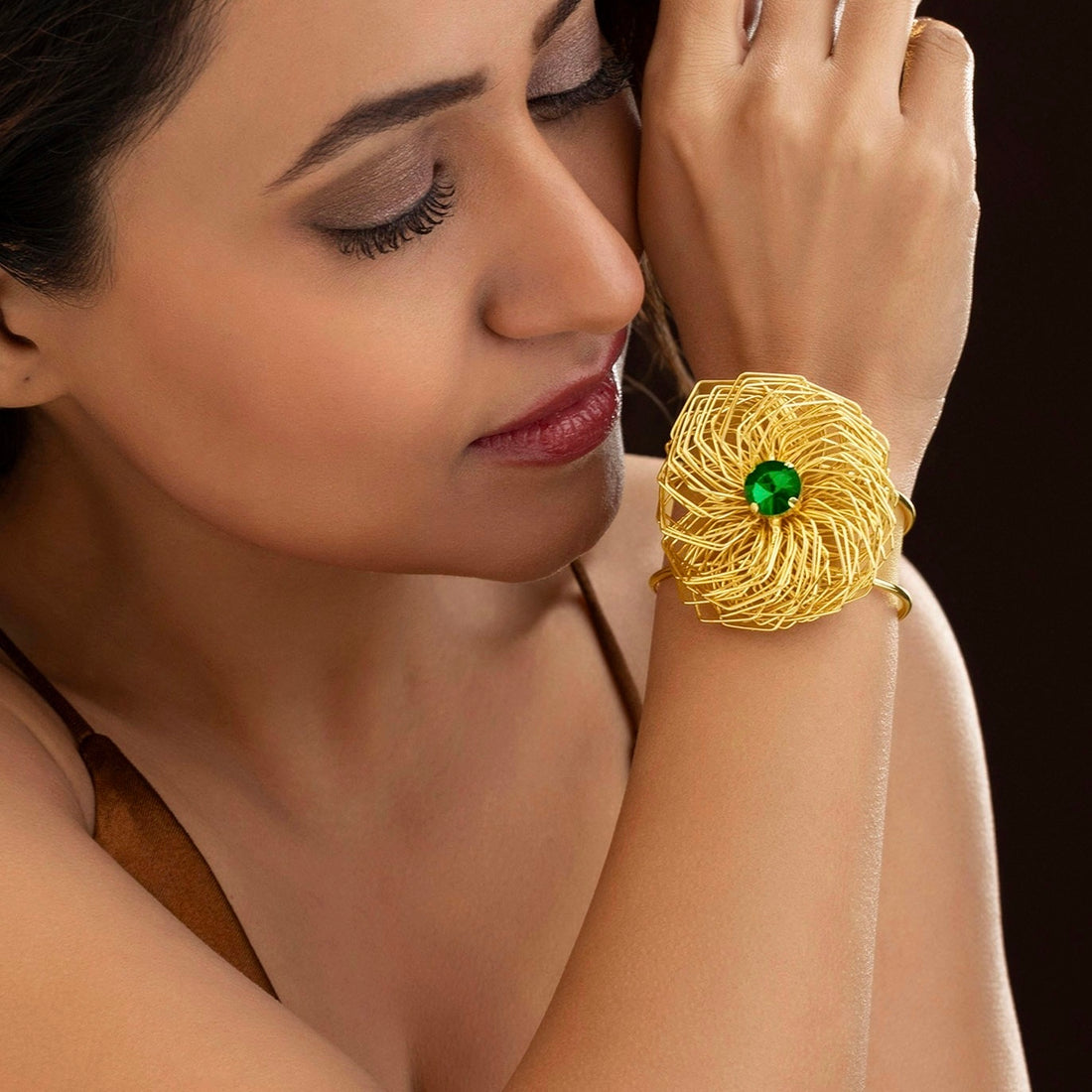 PRAO Golden Nest Emerald Bracelet