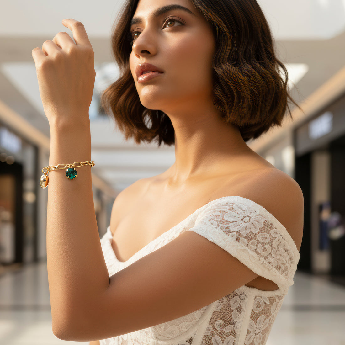 PRAO Anti-Tarnish Crystal & Heart Charm Bracelet (Adjustable Size)