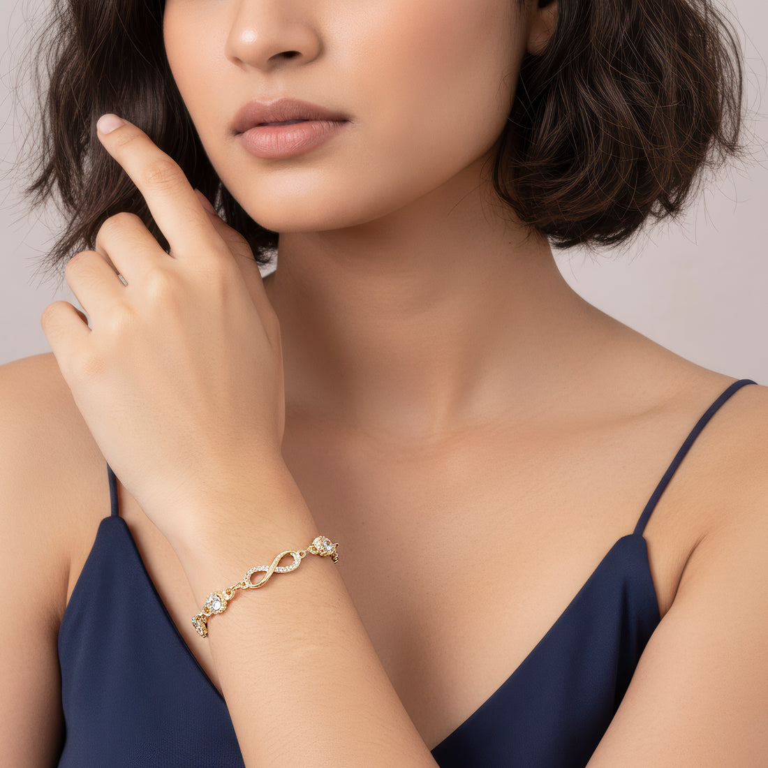 PRAO Anti-Tarnish Infinity & Crystal Chain Bracelet (Adjustable Size)