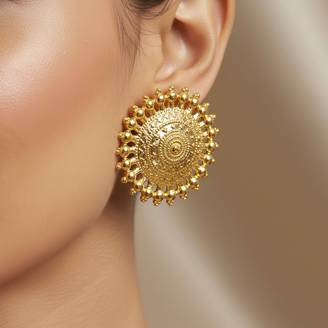 PRAO Anti-Tarnish Sun Necklace Set With Earrings