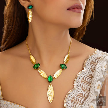 PRAO Anti-Tarnish Marquise Emerald Necklace Set With Earrings