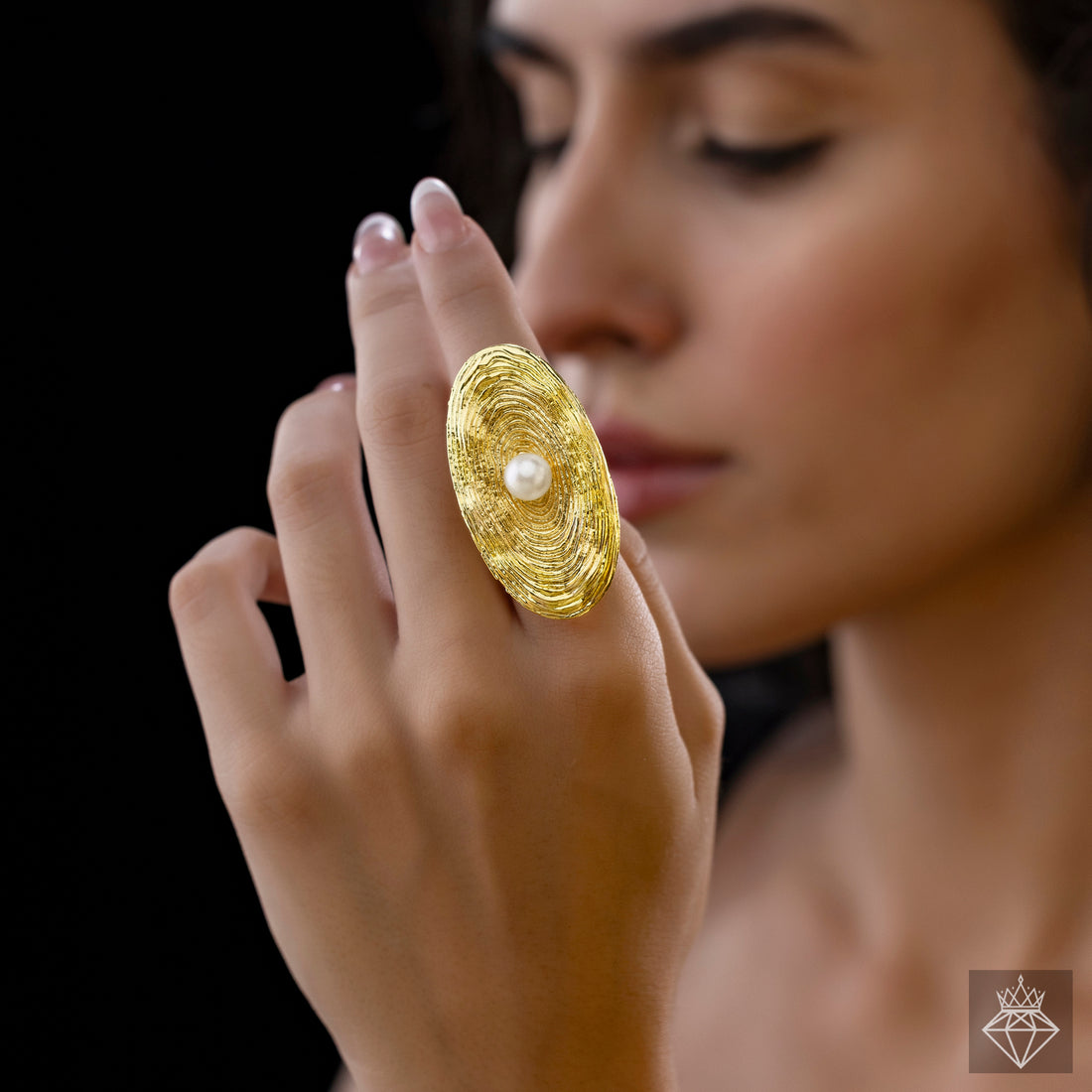 PRAO Anti-Tarnish Golden Cocktail Ring With Pearl (Adjustable Size)