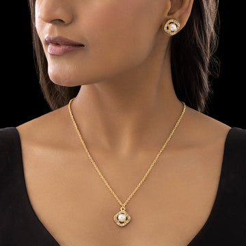 PRAO Anti-Tarnish Evergreen Pearl Studded Necklace Set With Earrings