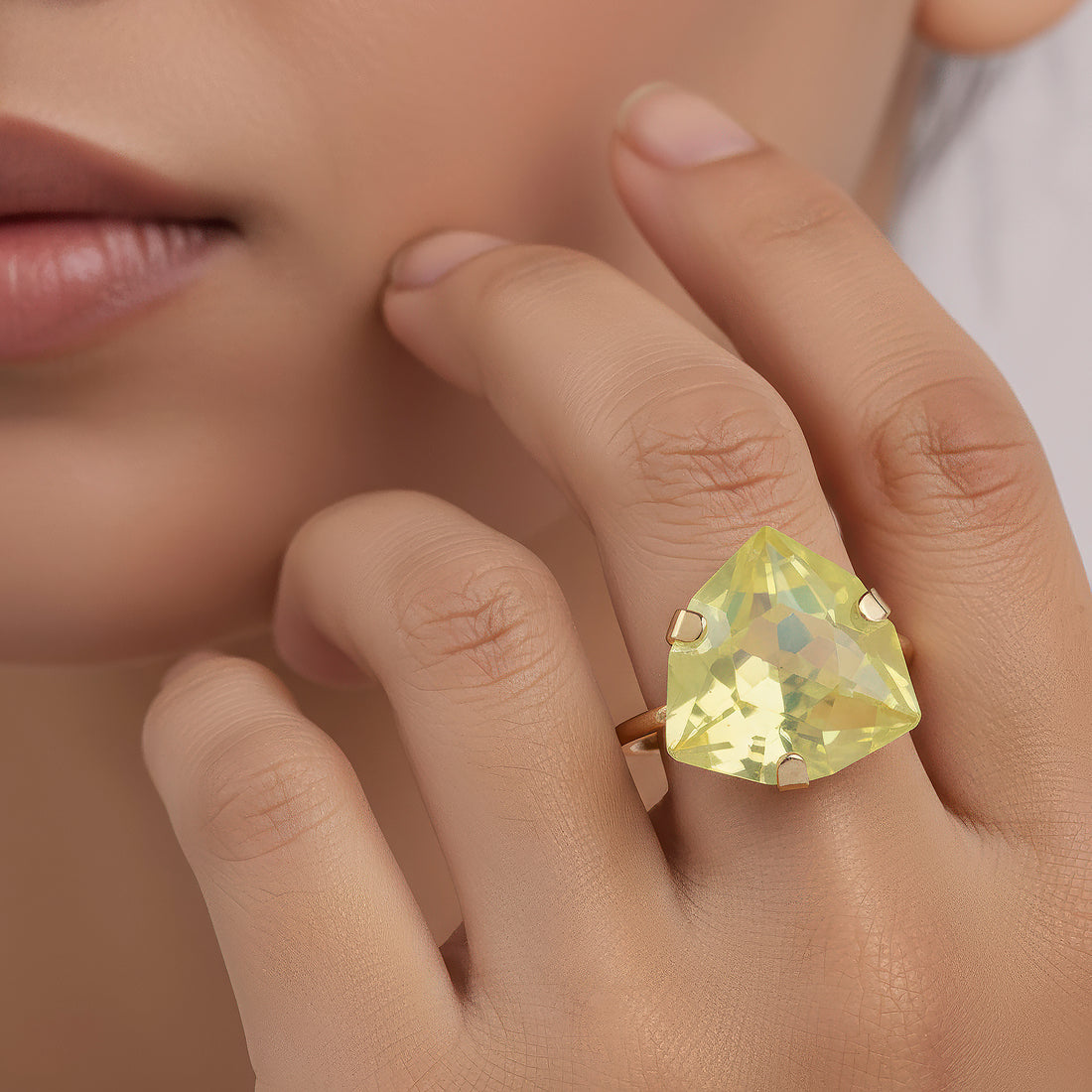 PRAO Anti-Tarnish Lemon Yellow Trillion Stone Ring