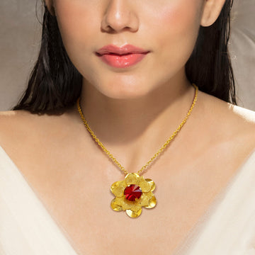 PRAO Anti-Tarnish Ruby Flower Necklace