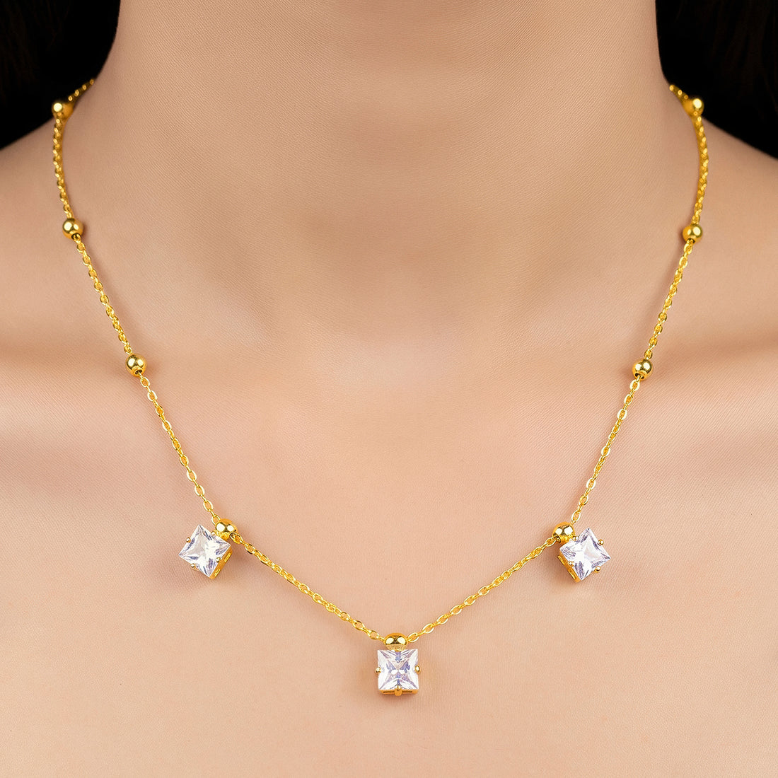 PRAO Necklace Anti-Tarnish Square Crystal Station