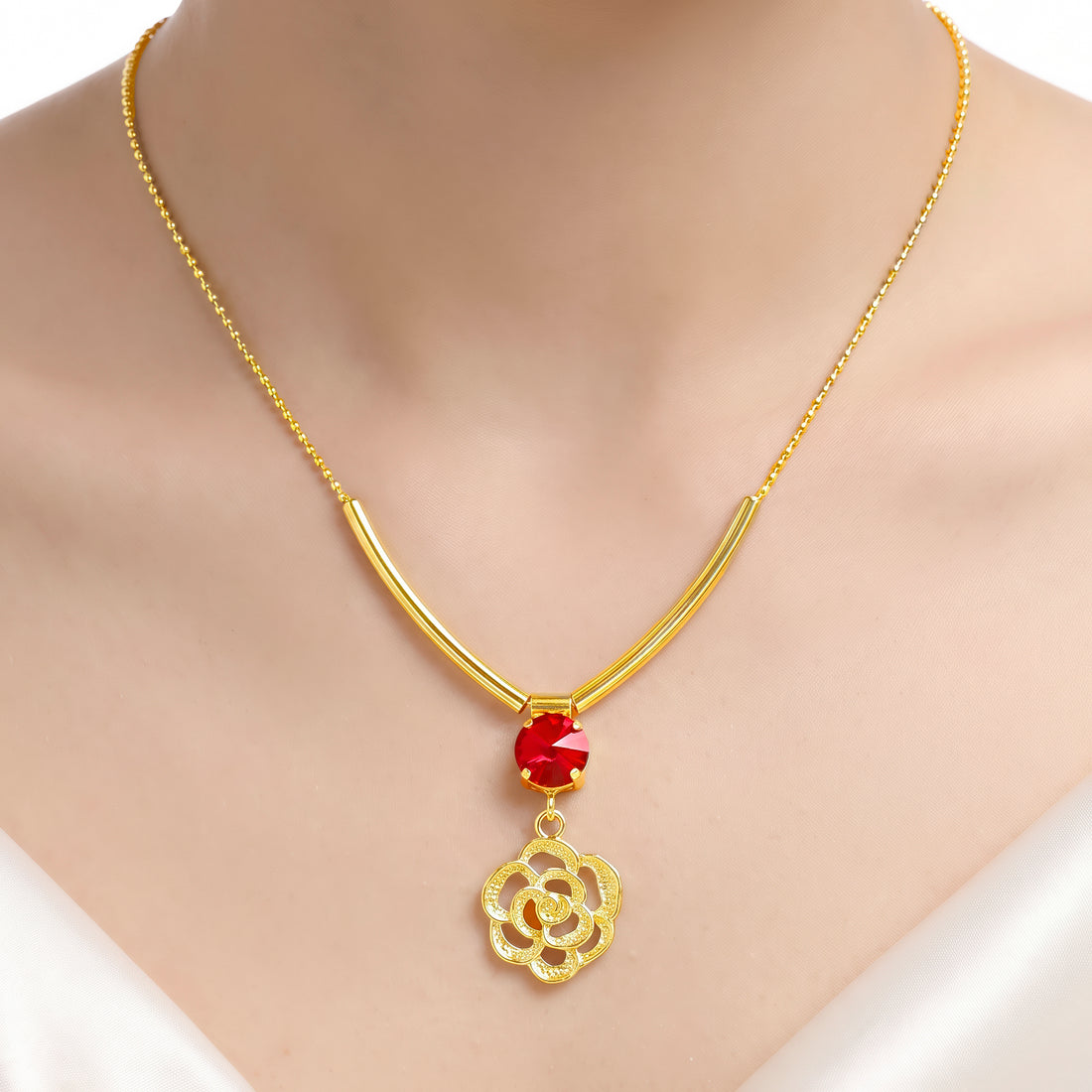 PRAO Necklace Anti-Tarnish Cutout Rose Crystal