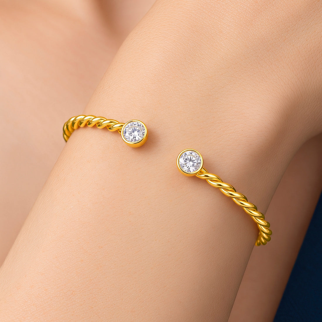 PRAO Bracelet Anti-Tarnish Twisted Crystal Cuff (Adjustable Size)