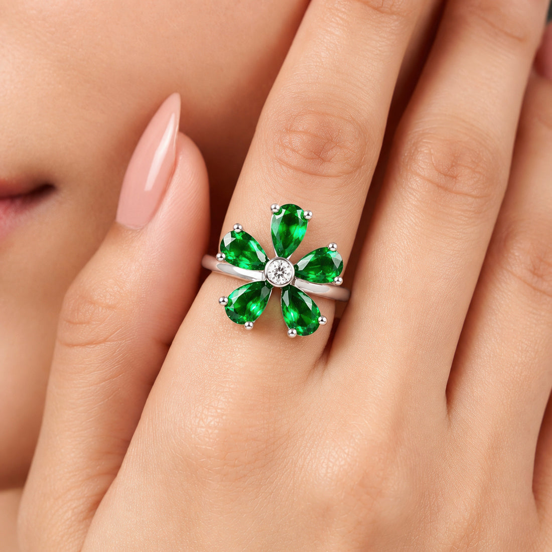 PRAO Ring Anti-Tarnish Emerald Green Floral (Adjustable Size)