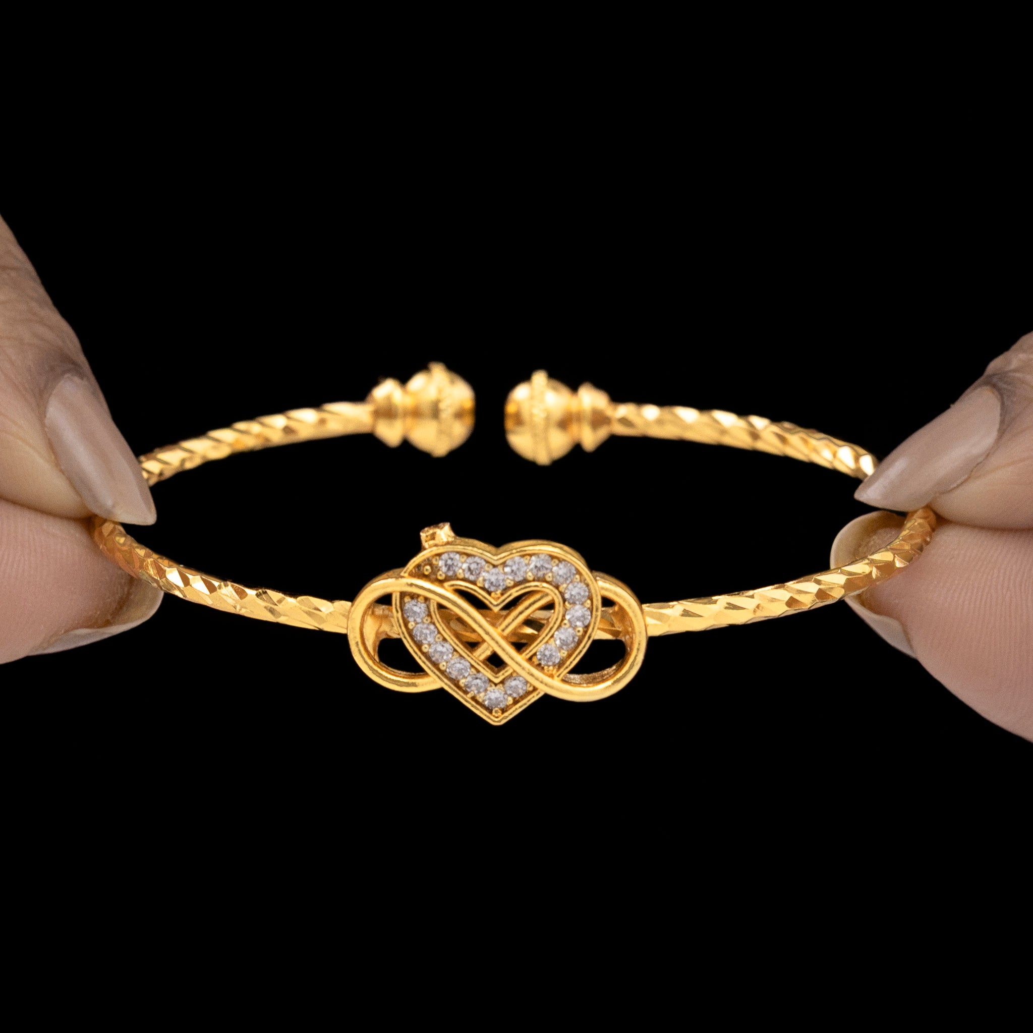 PRAO Bracelet Anti-Tarnish INFINITY Golden Crystal Heart Bangle (Adjustable Size)