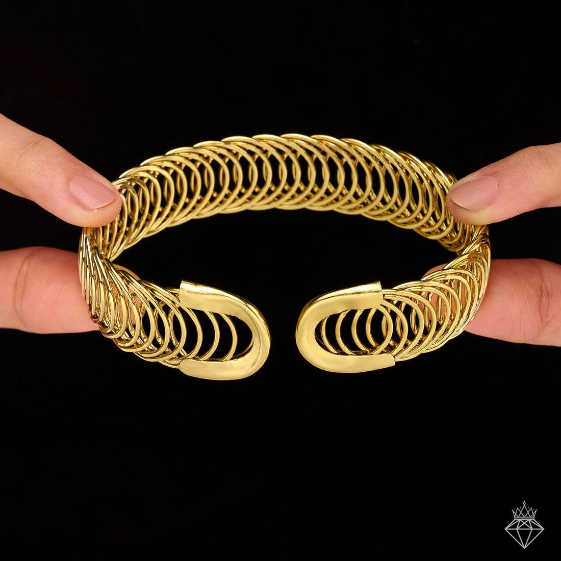 Anti-Tarnish Ornate Golden Hollow Out Bracelet By PRAO