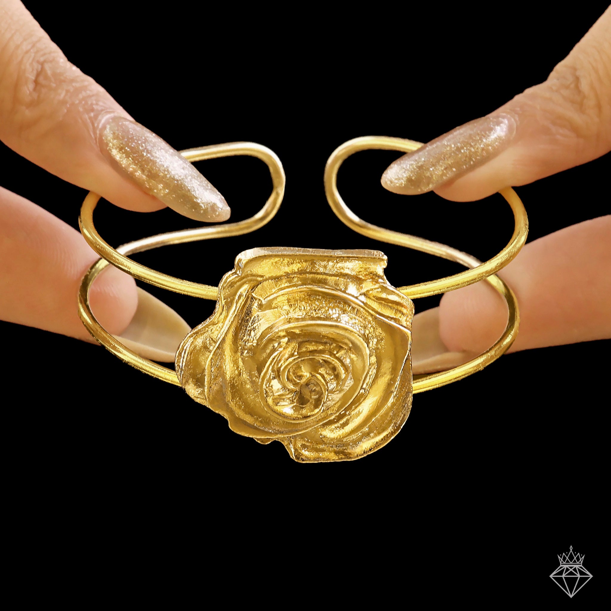 PRAO Anti-Tarnish Golden Rose Bracelet (Adjustable Size)
