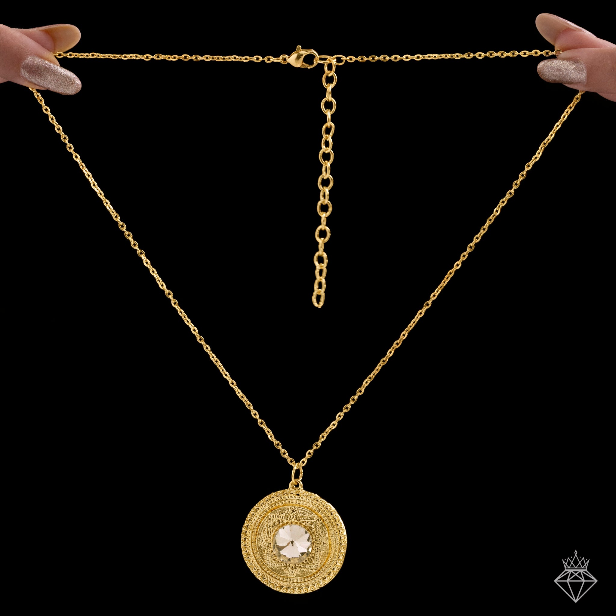 PRAO Anti-Tarnish Artistic Crystal Pendant Necklace