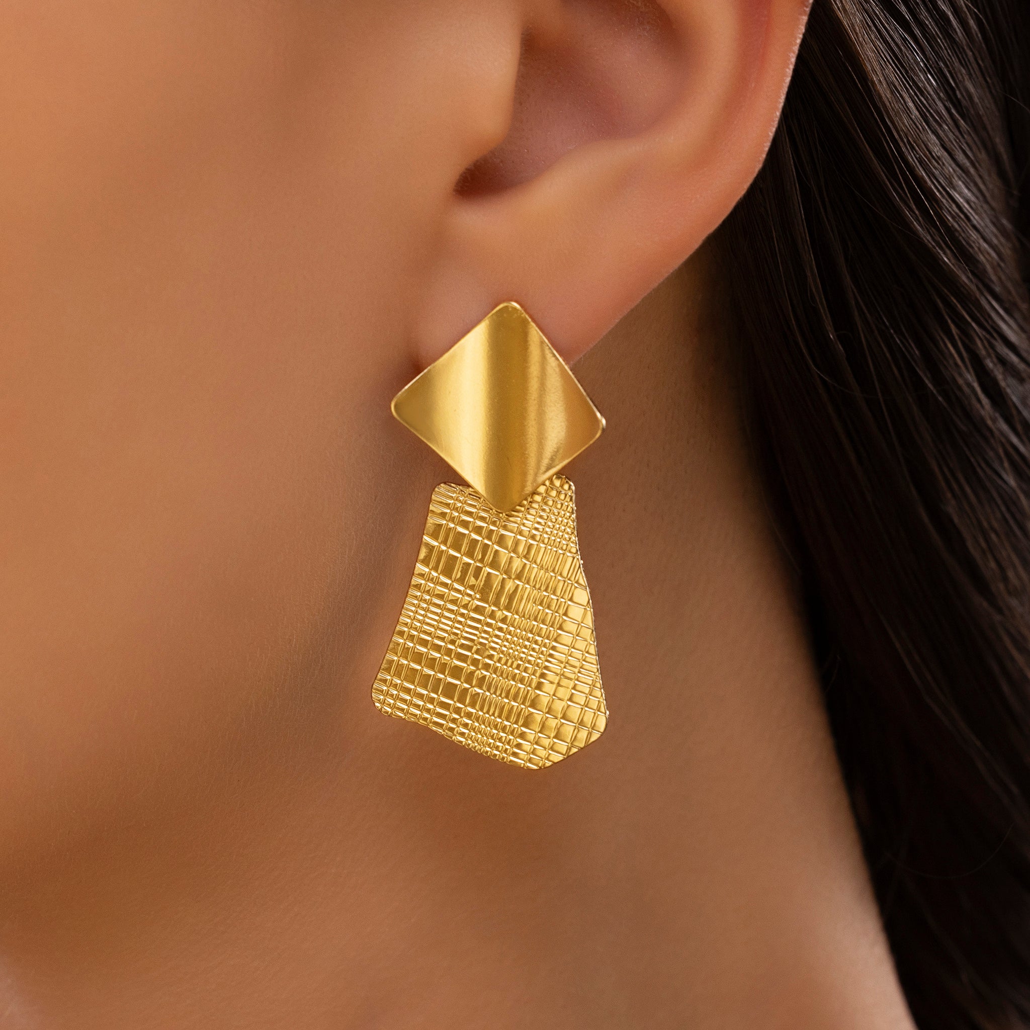 PRAO Anti-Tarnish Textured & Plain Abstract Dangles