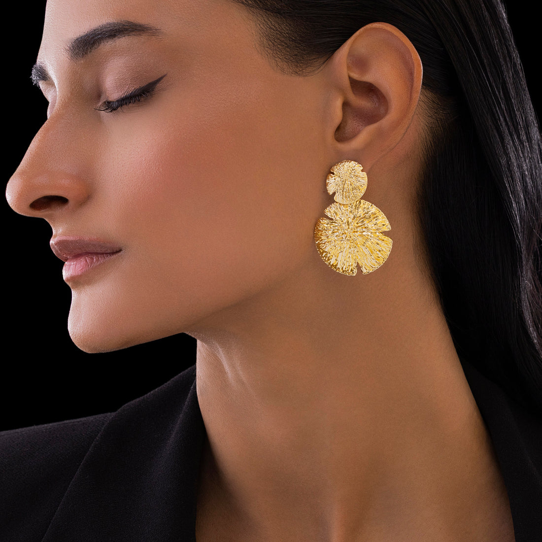 PRAO Anti-Tarnish Textured Round Dangle Earrings