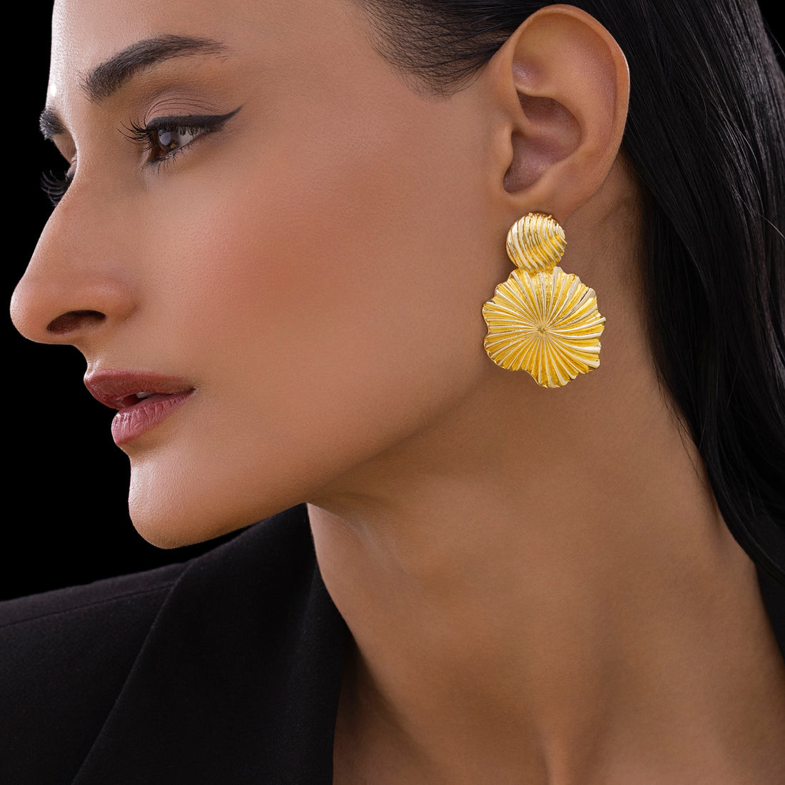 PRAO Anti-Tarnish Conch Shell Dangles with Round Tops