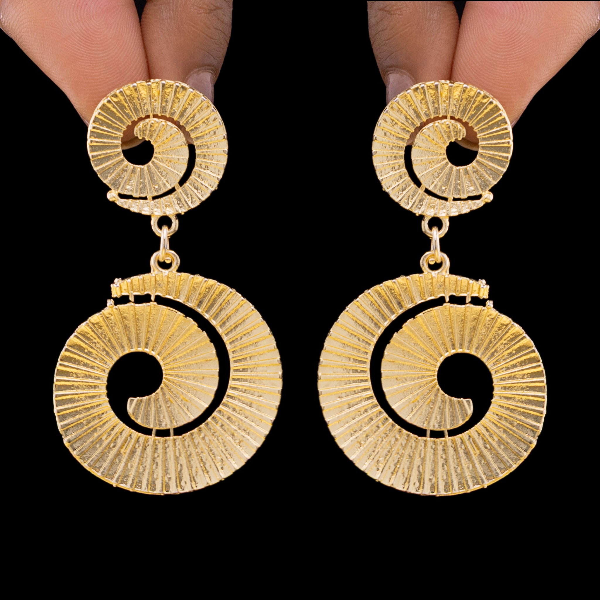 PRAO Anti-Tarnish Spiral Casting Dangle Earrings