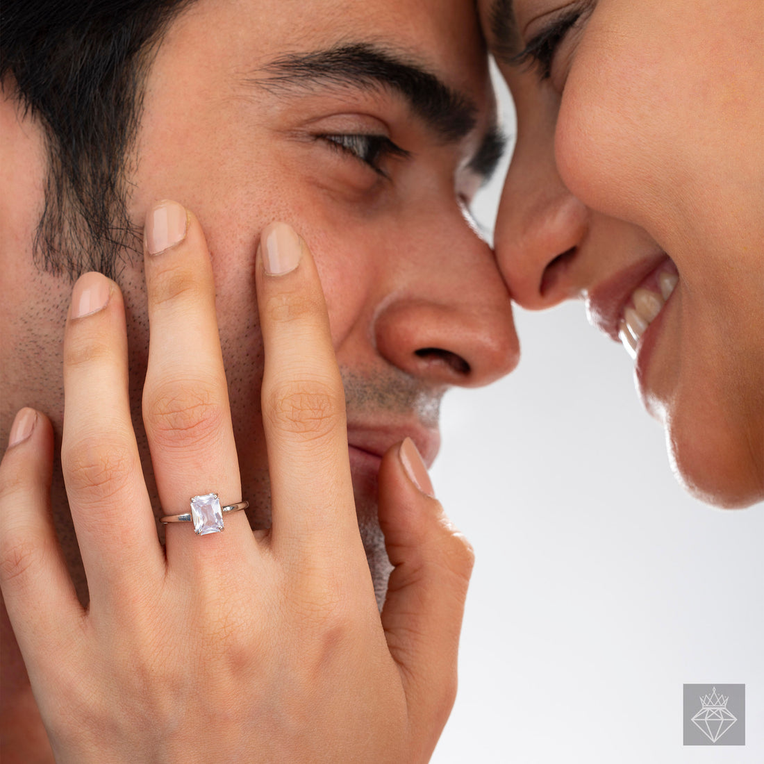 PRAO Cushion Cut Solitaire Ring (Adjustable Size)