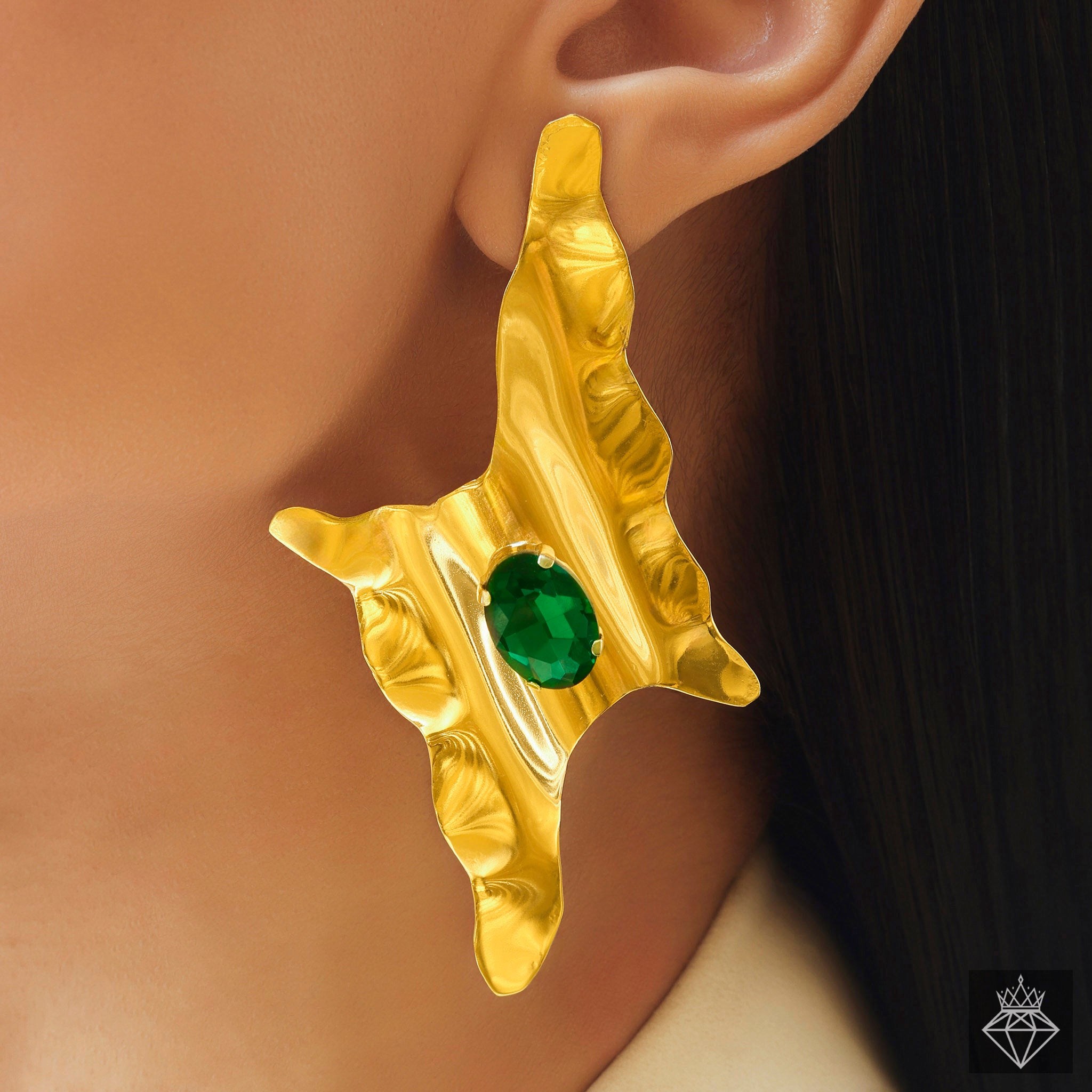 Anti-Tarnish Emerald Thunderbolt Earrings By PRAO