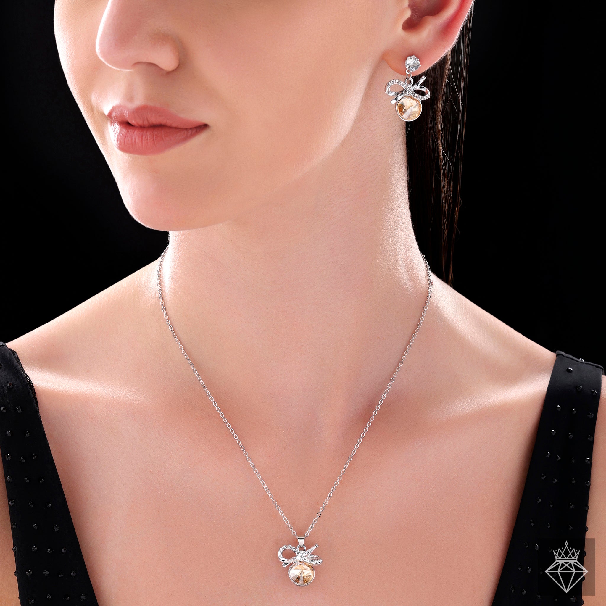 Crystal Pendant Necklace Set With Earrings