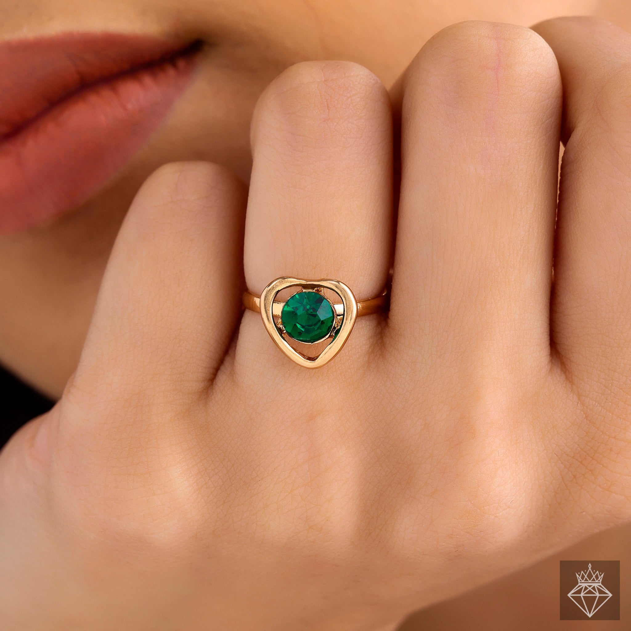 PRAO Emerald Heart Gold Ring (Adjustable Size)