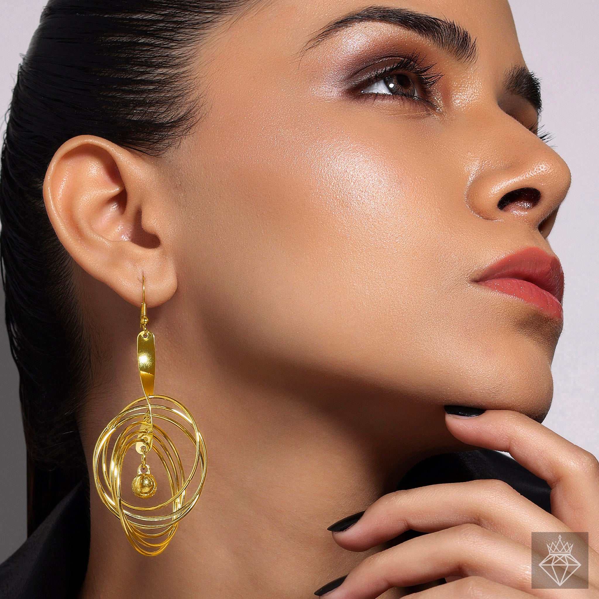 Anti-Tarnish Interlinked Wire Gold Plated Danglers By PRAO