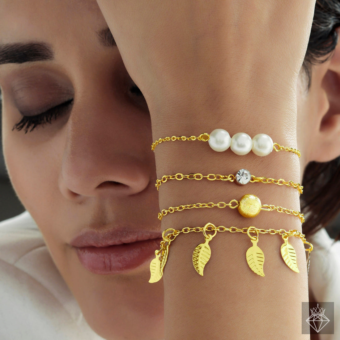 4 Anti-Tarnish Leaf, Pearl, Bead & Crystal Chain Bracelet By PRAO