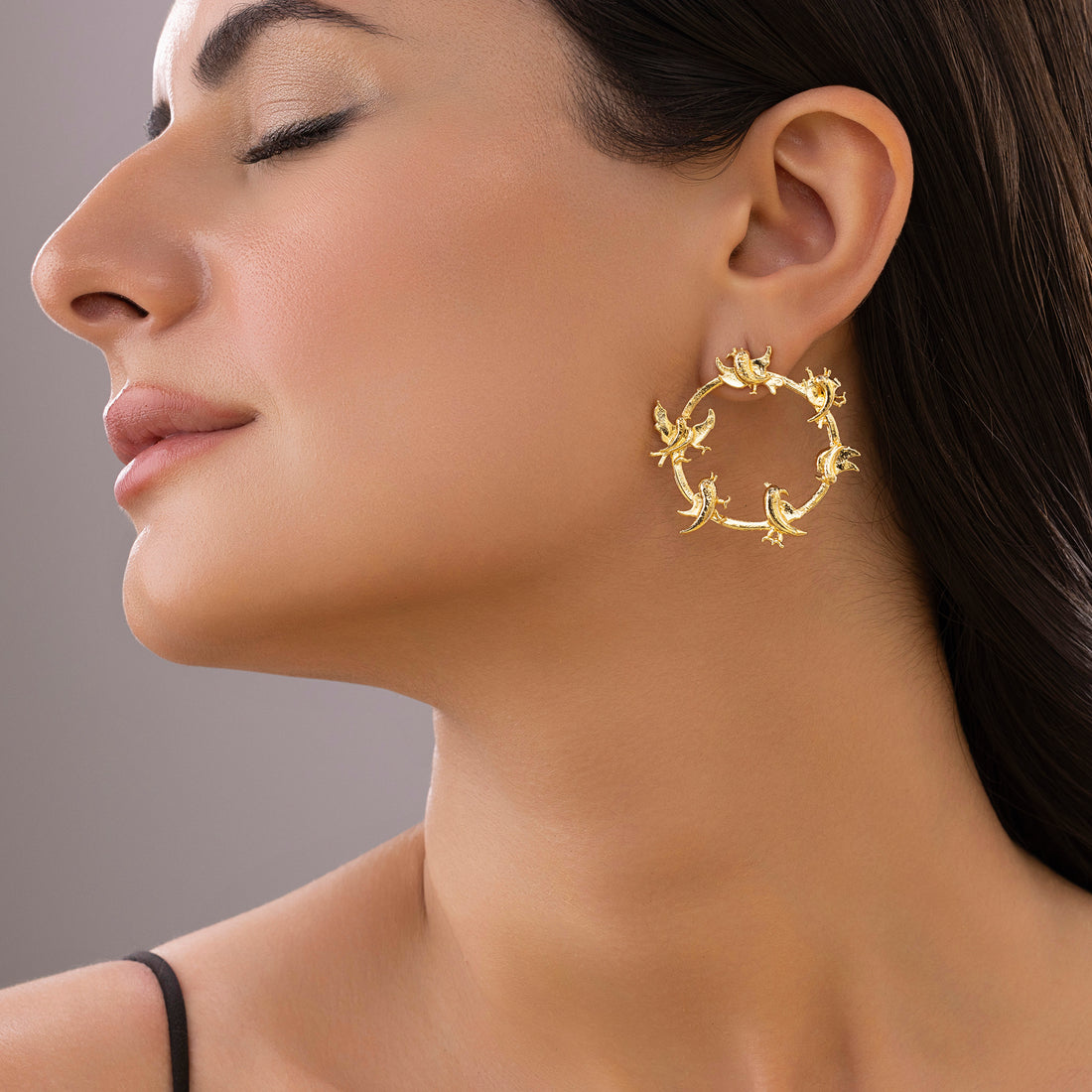 PRAO Anti-Tarnish Birds Detailing Round Statement Earrings