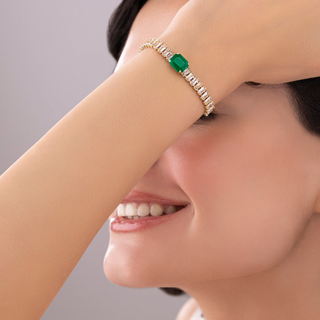 PRAO Anti-Tarnish Baguette Green Stone Chain Bracelet