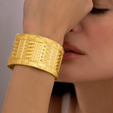 PRAO Anti-Tarnish Ethnic Broad Bangle Bracelet (Adjustable Size)