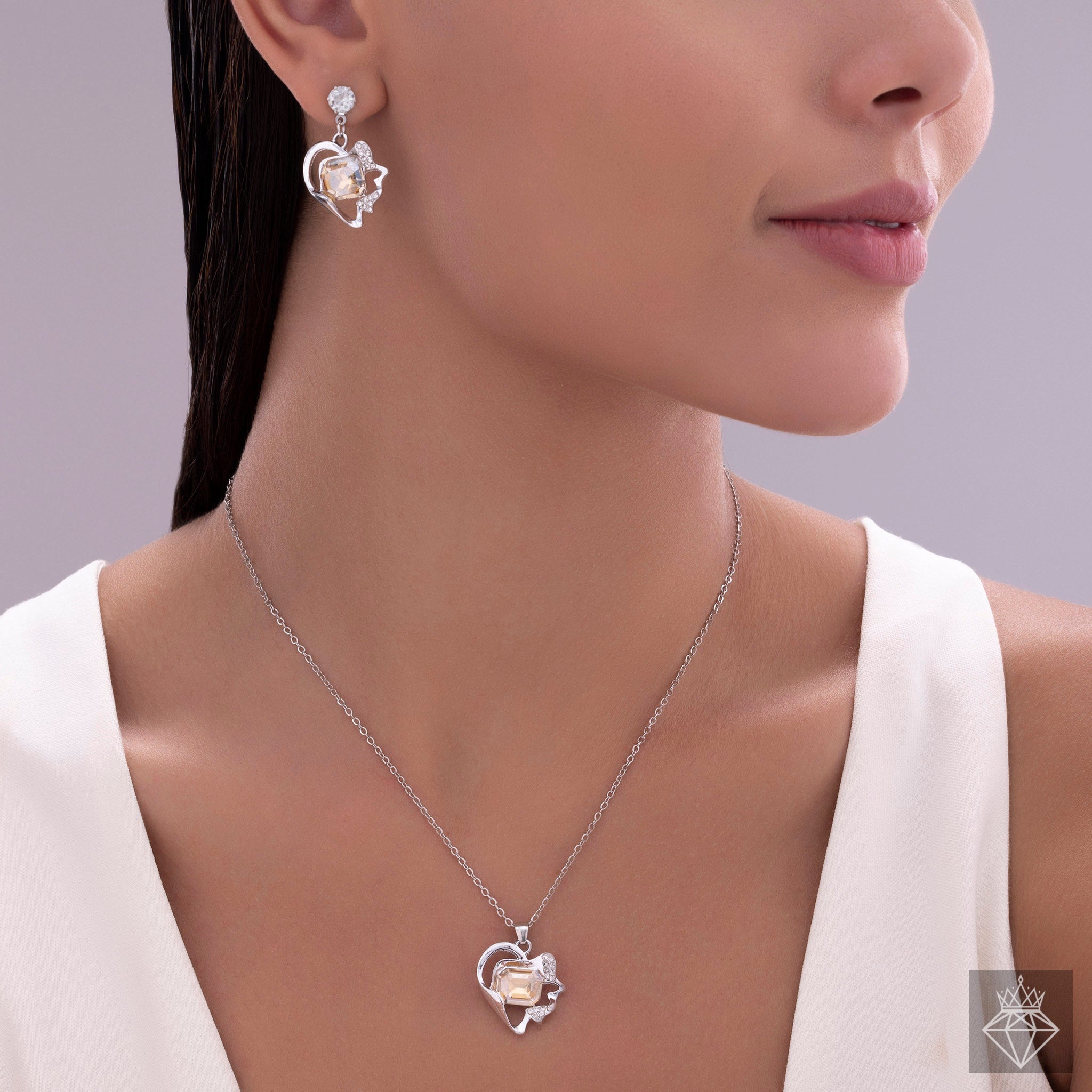 Anti-Tarnish Crystal Heart Shape Necklace Set With Earrings✨By PRAO