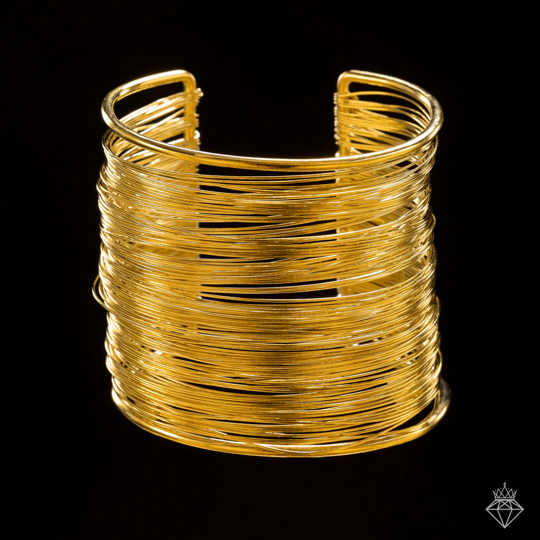 Anti-Tarnish Golden Wired Bracelet By PRAO