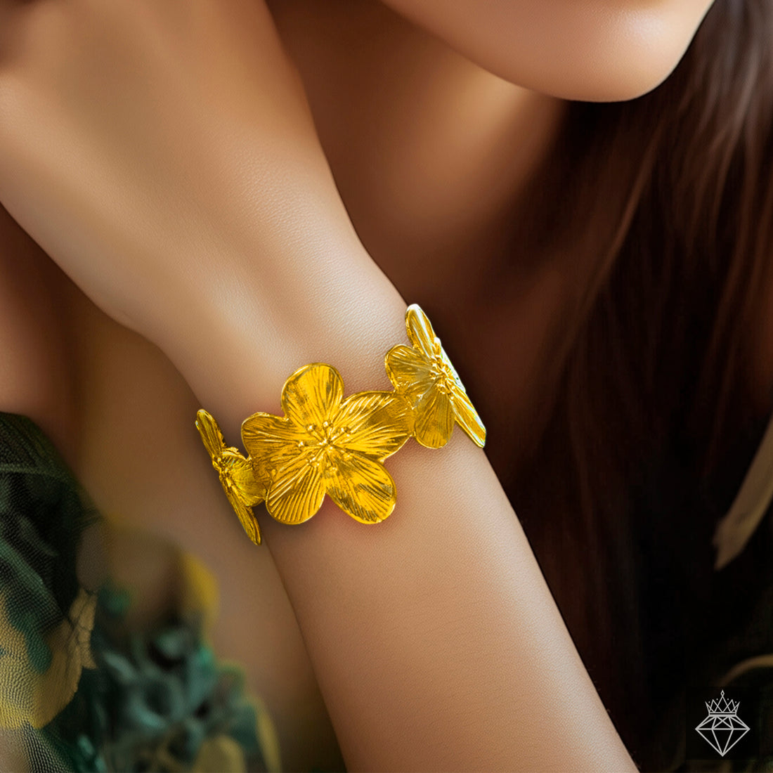 PRAO Anti-Tarnish Golden Flower Bracelet (Adjustable Size)