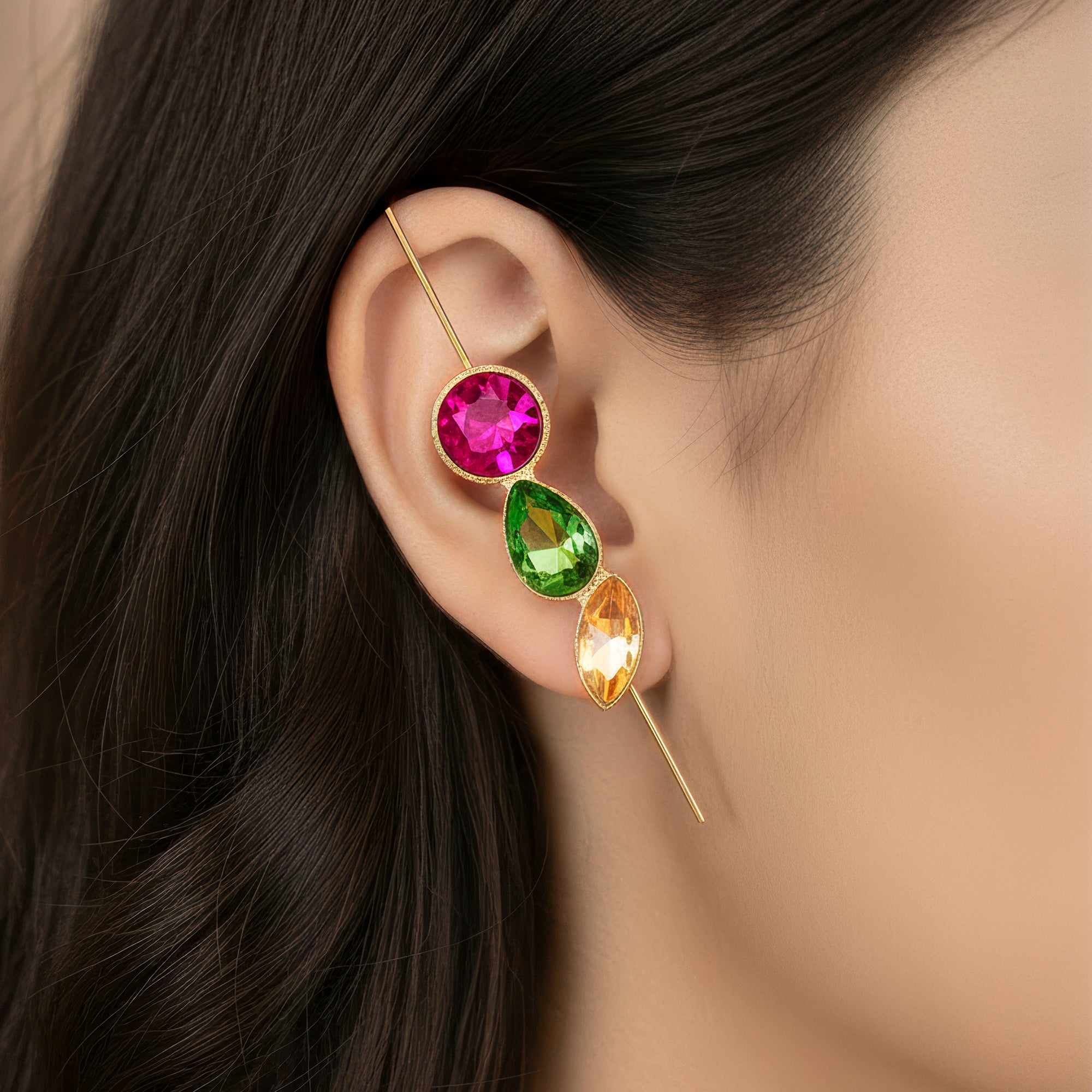 PRAO Anti-Tarnish Hook-Needle Crystal Earrings in Tri-shape