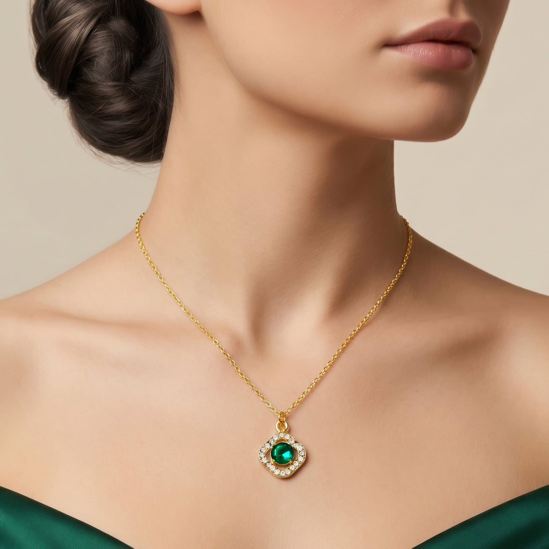 PRAO Necklace Anti-Tarnish Square White And Emerald Crystal Pendant