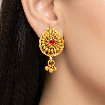 PRAO Earrings Anti-Tarnish Leaf-Shaped Drop With Filigree, Red Stones, And Dangling Beads