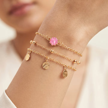 PRAO 3 Bracelet Anti-Tarnish Three-Piece Set With Bead, Floral, And Disc Charms. (Adjustable Size)