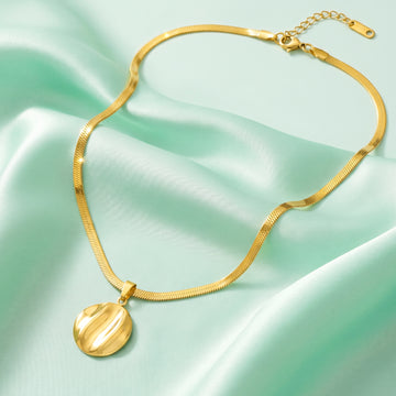 PRAO Necklace Anti-Tarnish Wavy Round Pendant Snake Chain