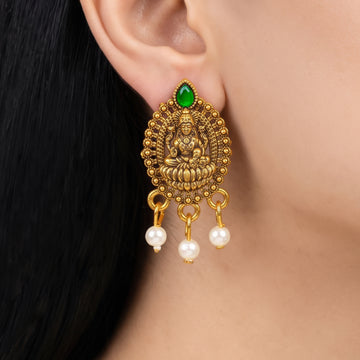 PRAO Earrings Anti-Tarnish Lakshmi Pearl Studs